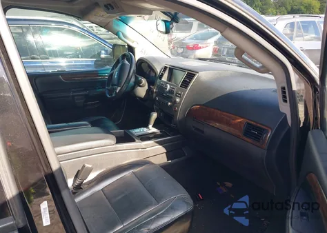 2014 Nissan Armada Platinum z USA, uszkodzony, nr VIN 5N1BA0NF2EN603377